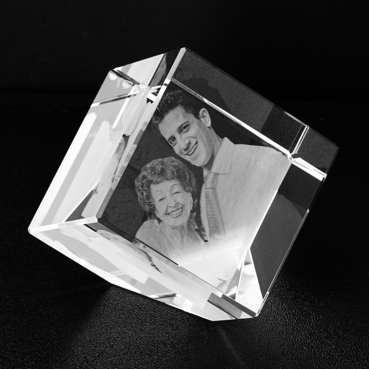 Personalized LED Light Crystal Cube Cut